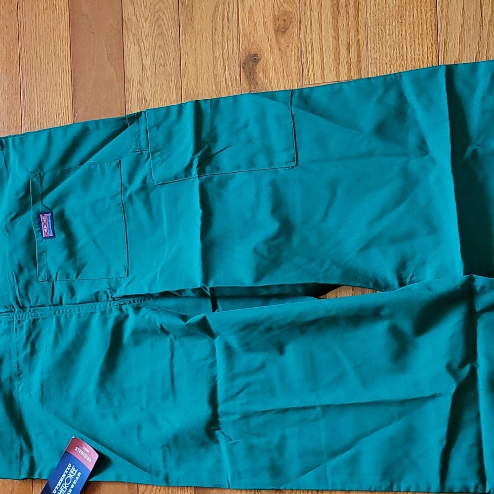 Scrub - Picture 8 of 10